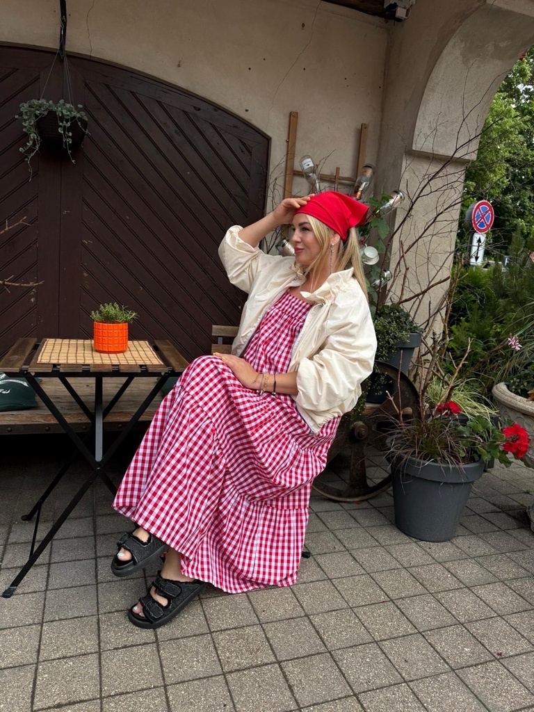 Galvas lakats Bandana Red