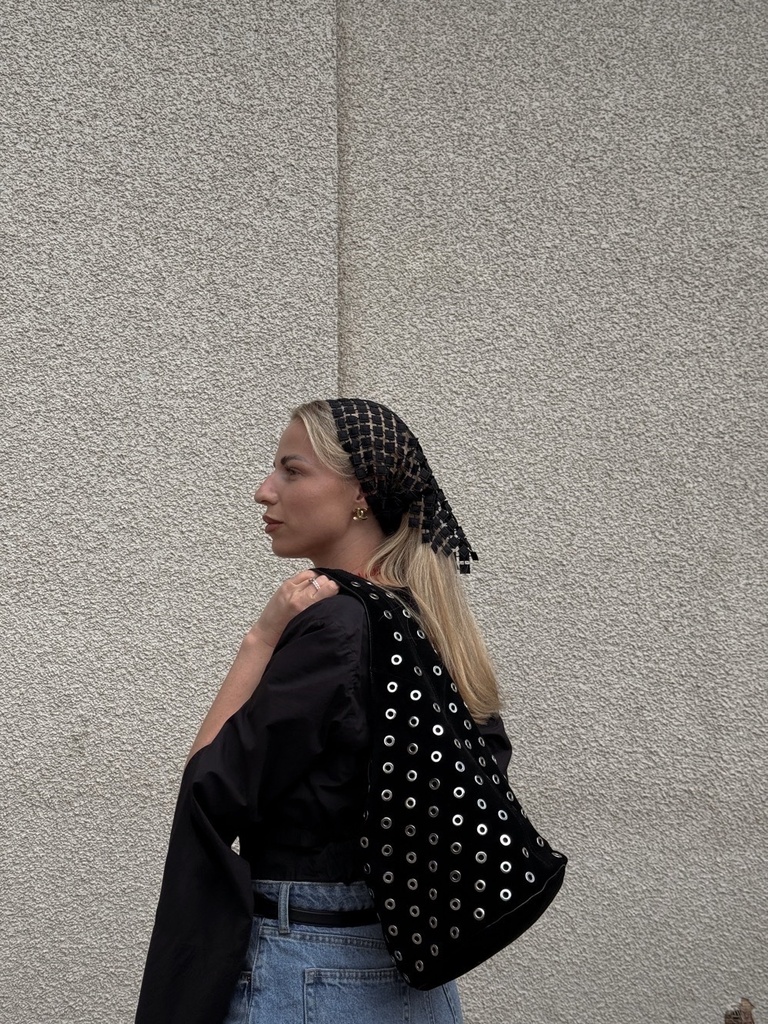 Galvas lakats Bandana Black Square